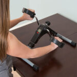 Small Foldable Home Exercise Machine with Pedals and LCD Screen - الصورة 6